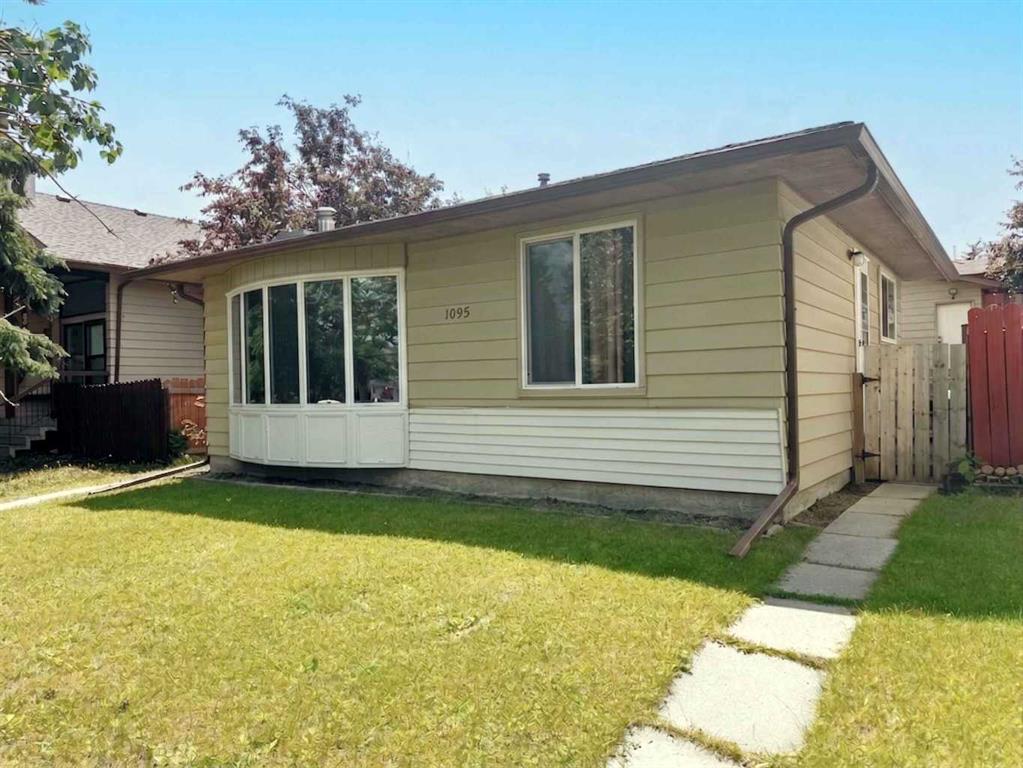 Picture for 1095 Berkley Drive NW