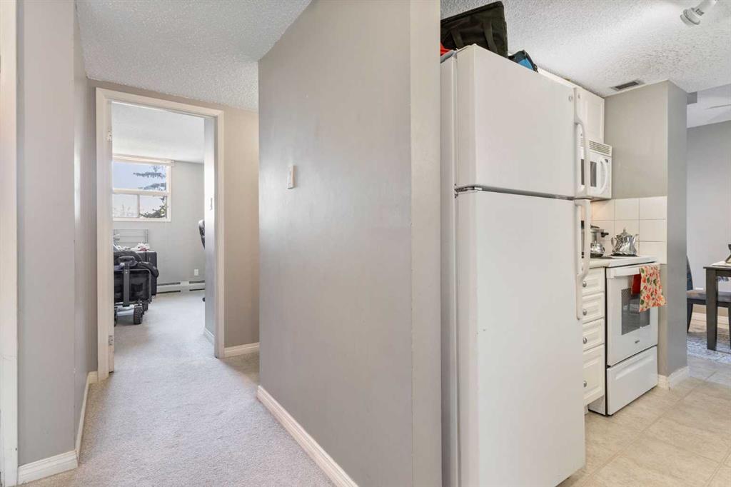 Picture for 303, 30 Mchugh Court NE