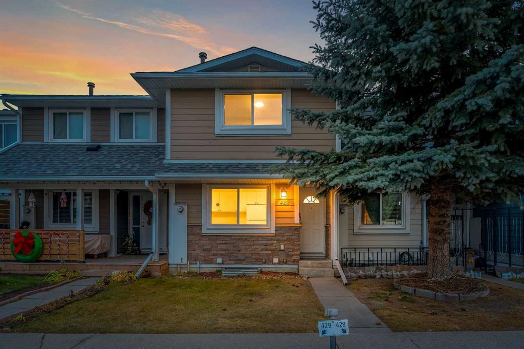 Picture for 429 Georgian Villas NE