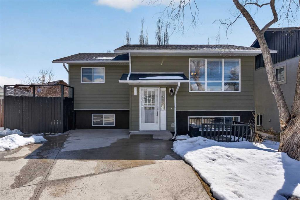 Picture for 32 Fallingworth Court NE