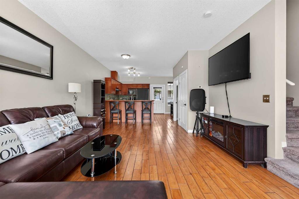 Picture for 402, 2005 Luxstone Boulevard SW