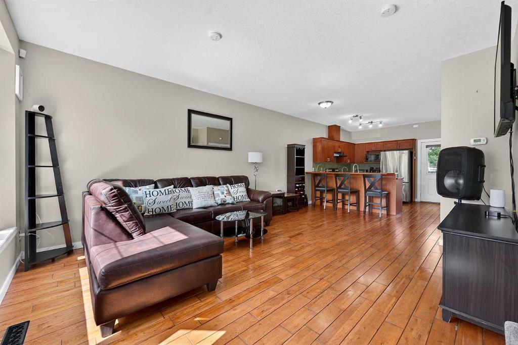 Picture for 402, 2005 Luxstone Boulevard SW