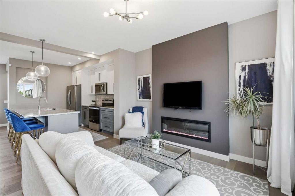 Picture for 332 Lawthorn Way SE