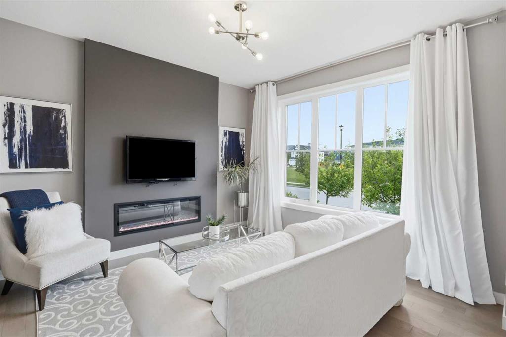 Picture for 332 Lawthorn Way SE