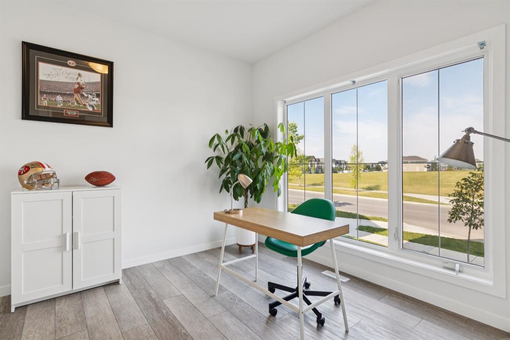 Picture for 79 Masters Road SE