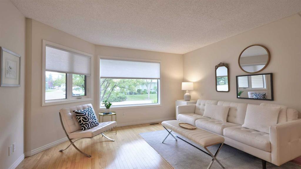 Picture for 40 Vandoos Villas NW
