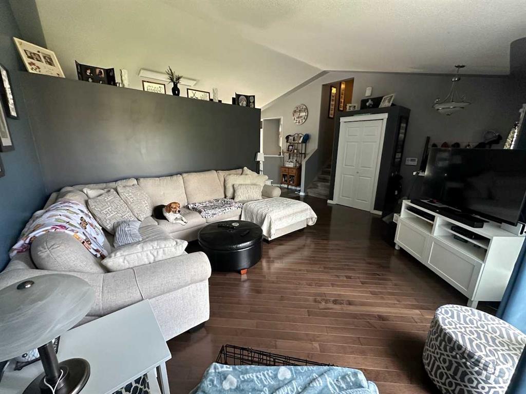 Picture for 44 Upland Street W
