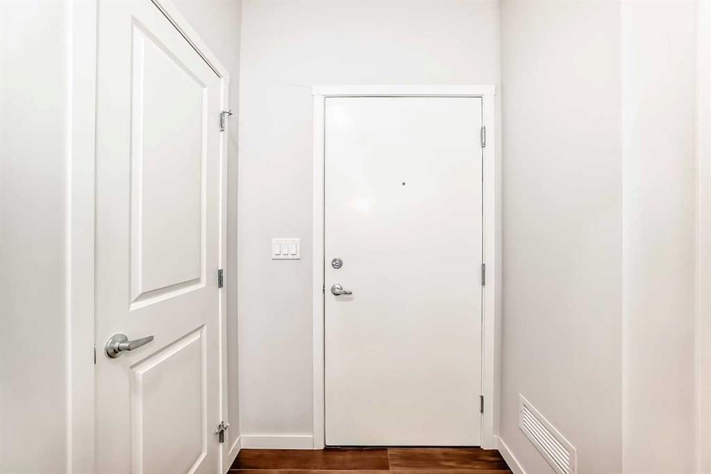 Picture for 104, 360 Harvest Hills Common NE