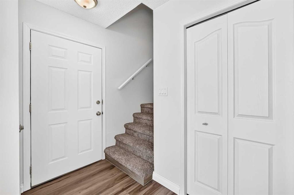 Picture for 91 Cedarwood Hill SW