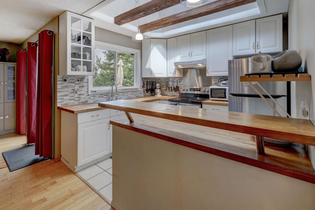 Picture for 128 Pineland Place NE