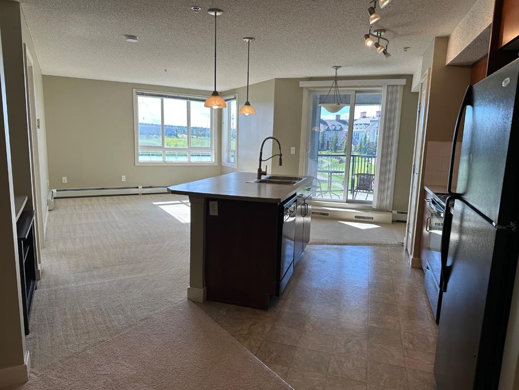 Picture for 307, 108 Country village Circle NE