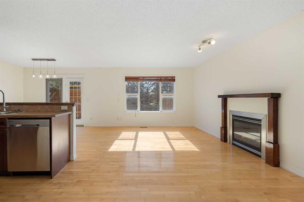 Picture for 78 Cougar Plateau Way SW