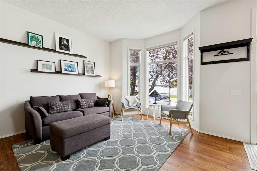 Picture for 98 River Rock Way SE