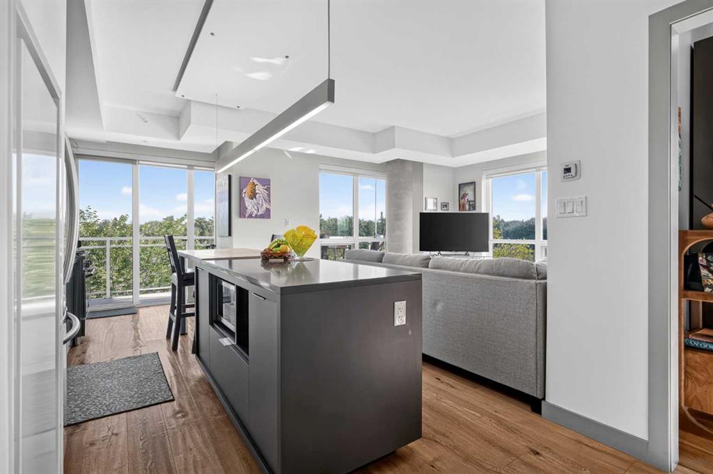 Picture for 315, 63 Inglewood Park SE