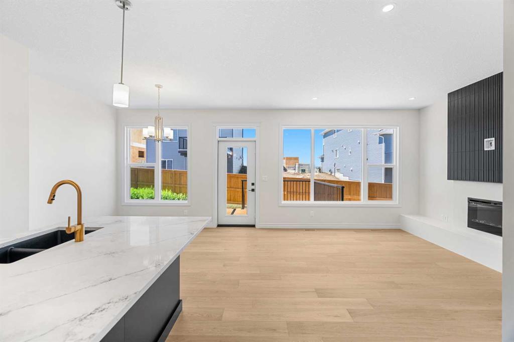 Picture for 63 Annette Rise NW