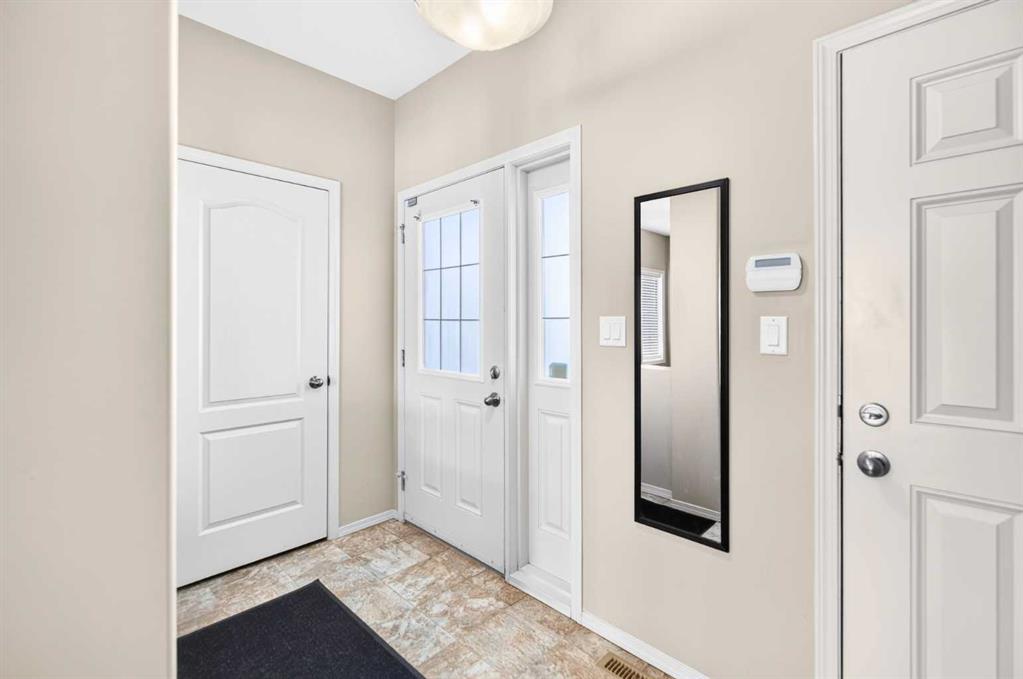 Picture for 21 Pinetree Close 