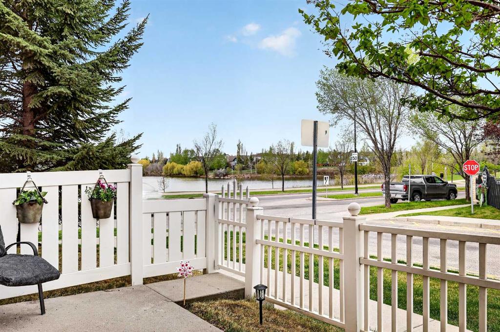 Picture for 140 Promenade Way SE