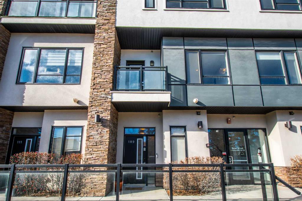 Picture for 109, 15 Rosscarrock Gate SW