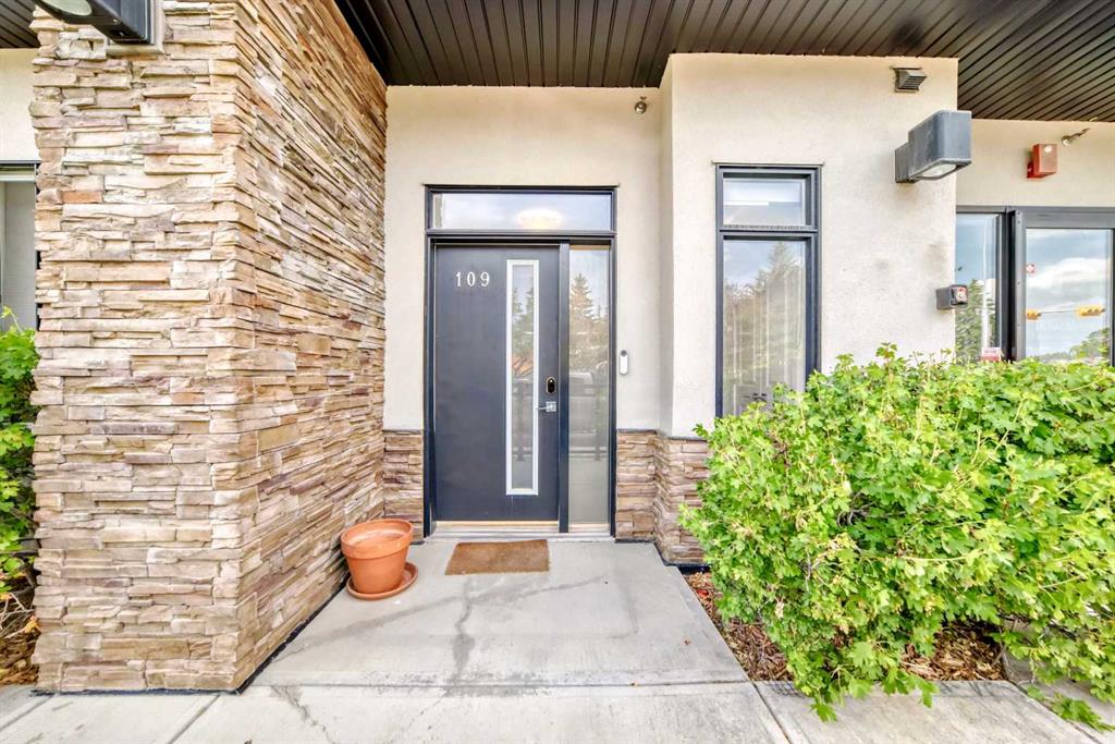 Picture for 109, 15 Rosscarrock Gate SW