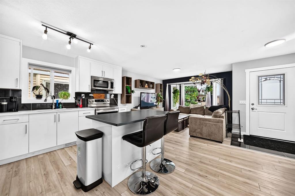 Picture for 46 Dovercliffe Way SE