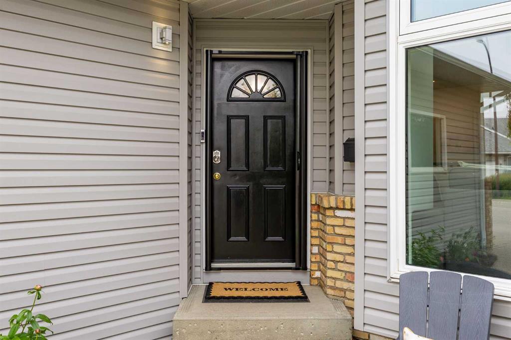 Picture for 989 Macewan Valley Road 