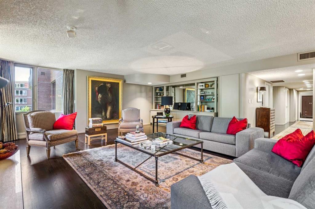 Picture for 301H, 500 Eau Claire Avenue SW