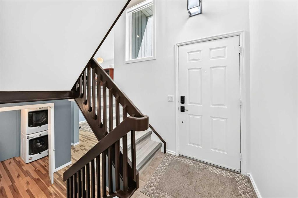 Picture for 31 Ranchridge Way NW