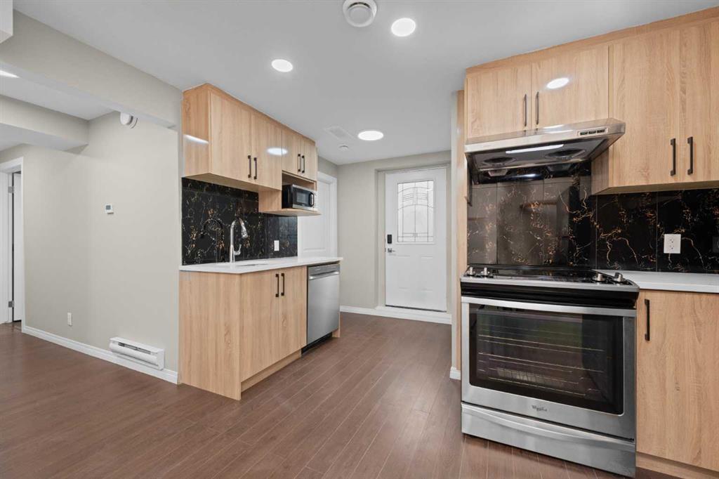 Picture for 7 Panora Square NW