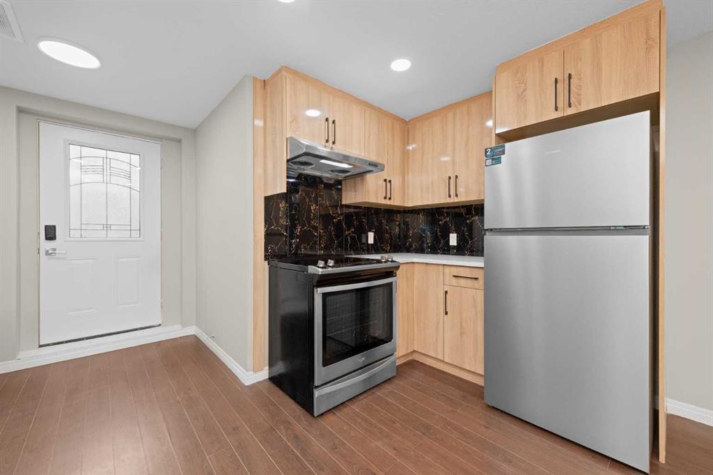 Picture for 7 Panora Square NW