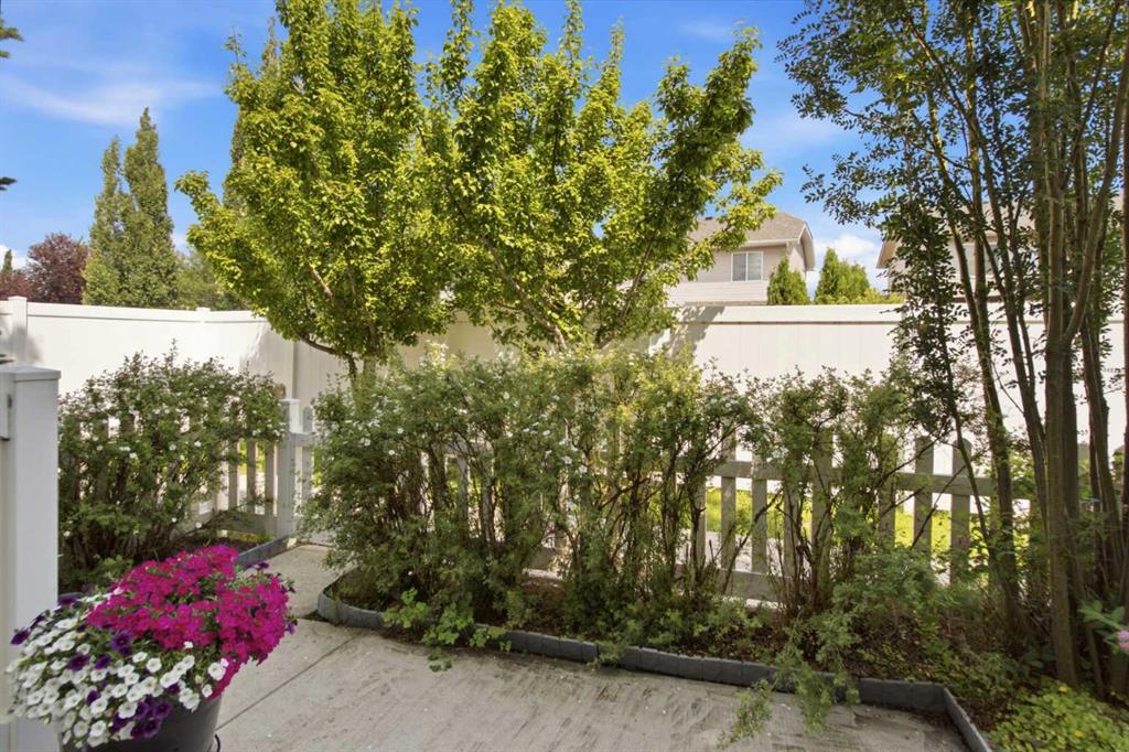 Picture for 3032 New Brighton Gardens SE