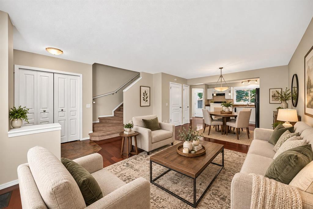 Picture for 321 Elgin Point SE