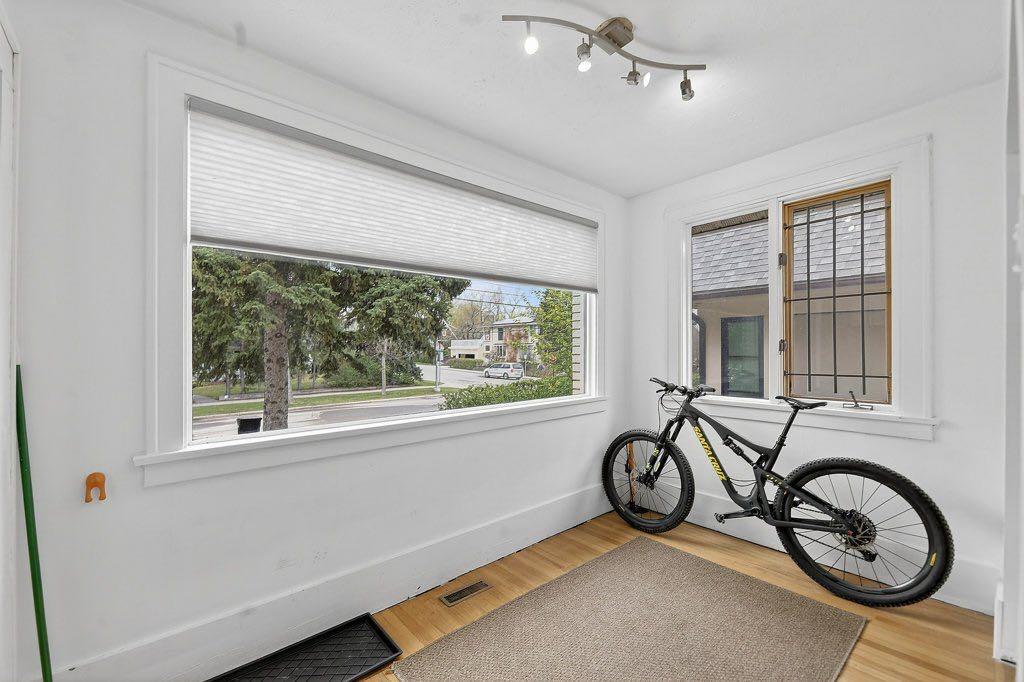 Picture for 924 7A Street NW