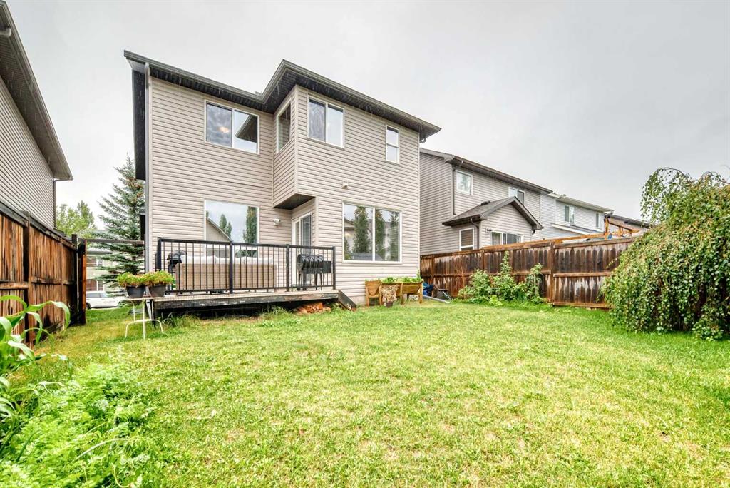 Picture for 121 Chapalina Heights SE