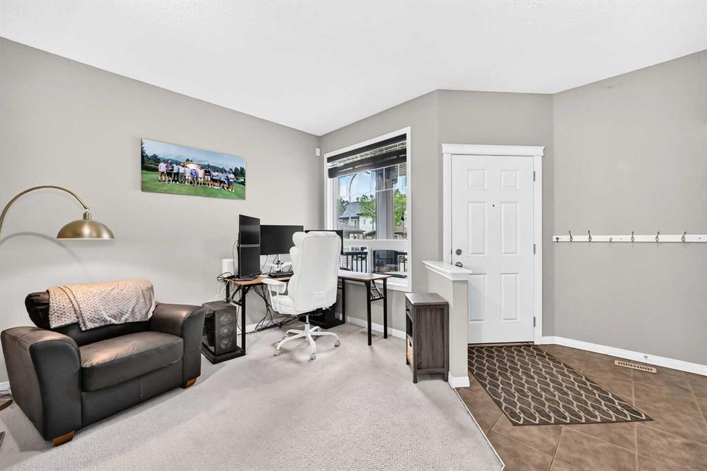 Picture for 121 Chapalina Heights SE