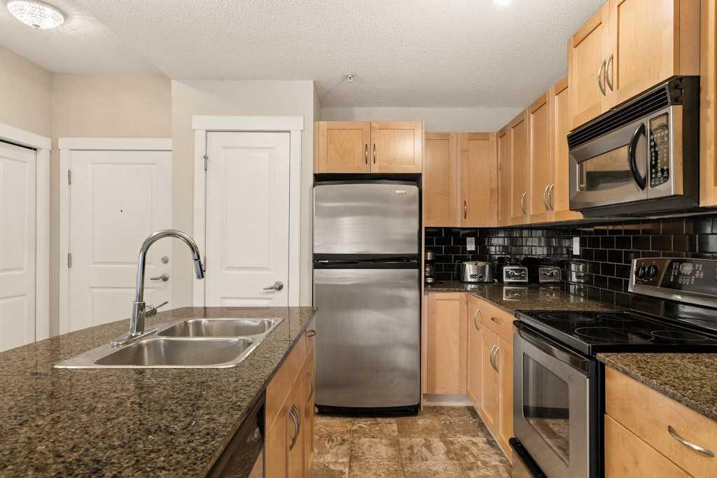 Picture for 3412, 5605 Henwood Street SW