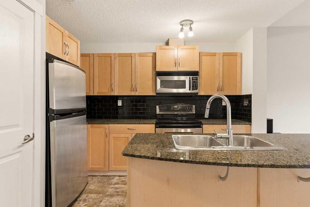 Picture for 3412, 5605 Henwood Street SW