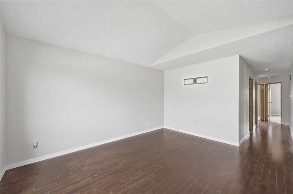 Picture for 11 Martinwood Road NE
