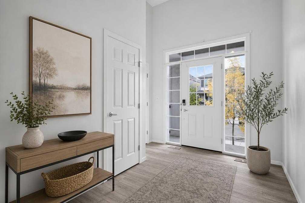 Picture for 345 Yorkville Road SW