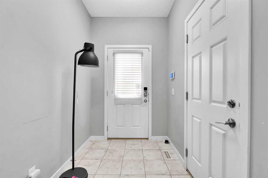 Picture for 75 Evanscrest Way NW