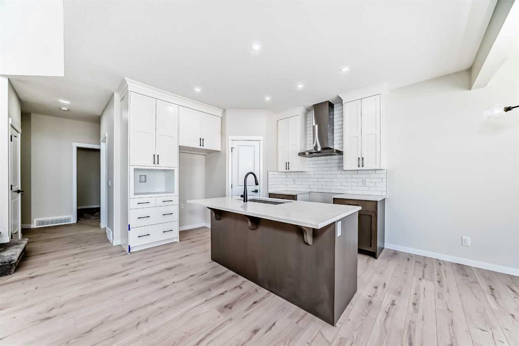 Picture for 105 Corner Glen Green NE