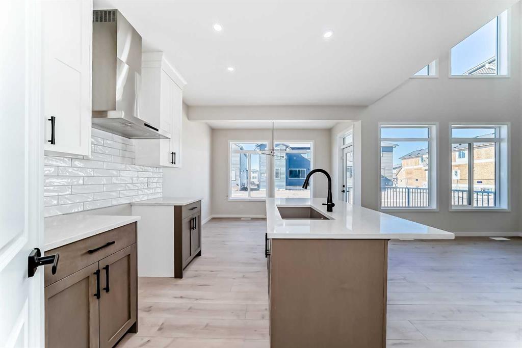 Picture for 105 Corner Glen Green NE