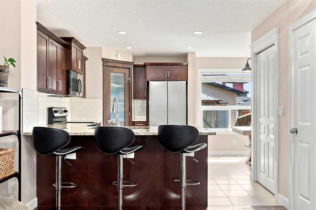 Picture for 862 Evanston Drive NW
