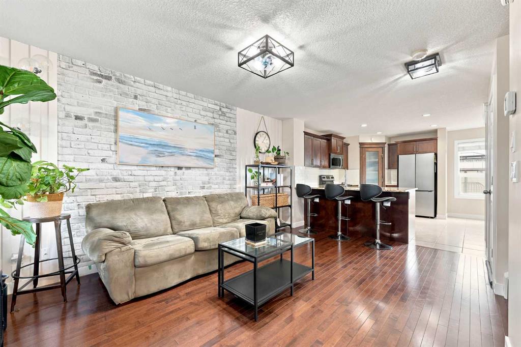 Picture for 862 Evanston Drive NW