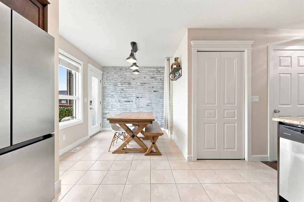 Picture for 862 Evanston Drive NW