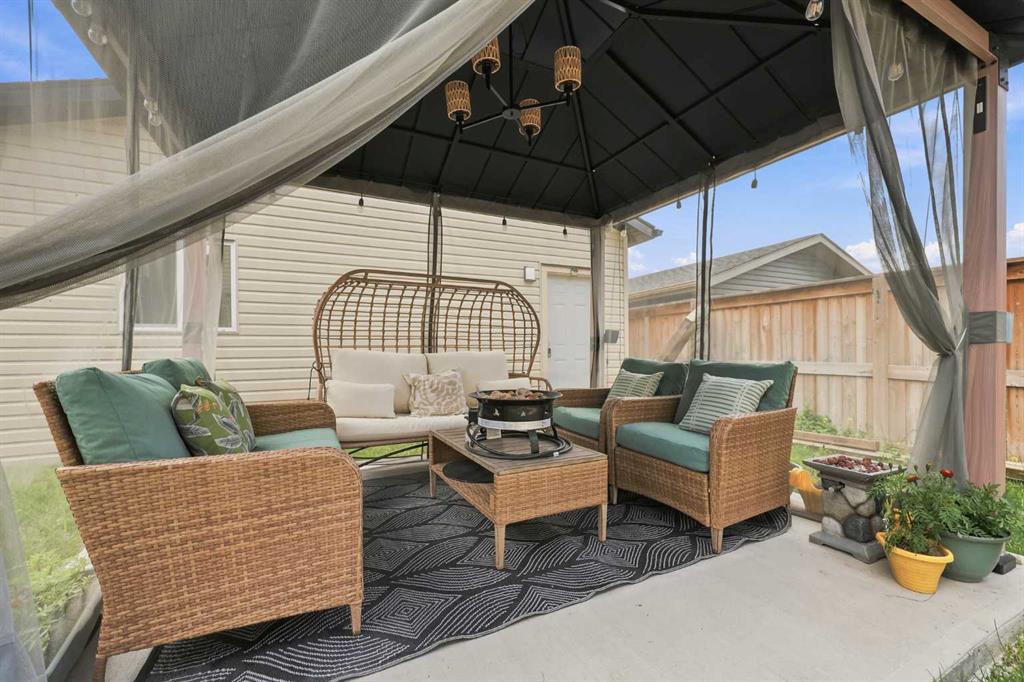 Picture for 862 Evanston Drive NW