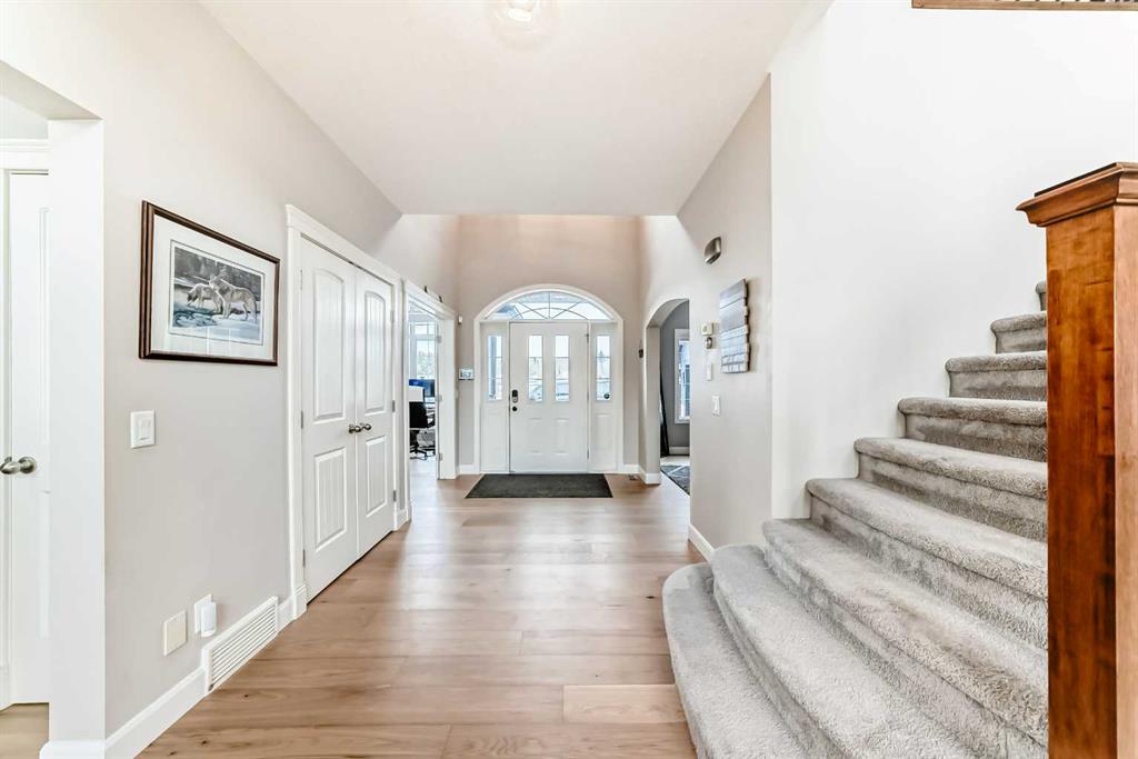 Picture for 298034 218 Street W