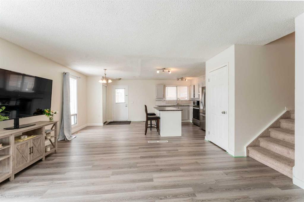Picture for 147 Templewood Drive NE