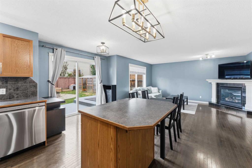 Picture for 344 Sagewood Place SW
