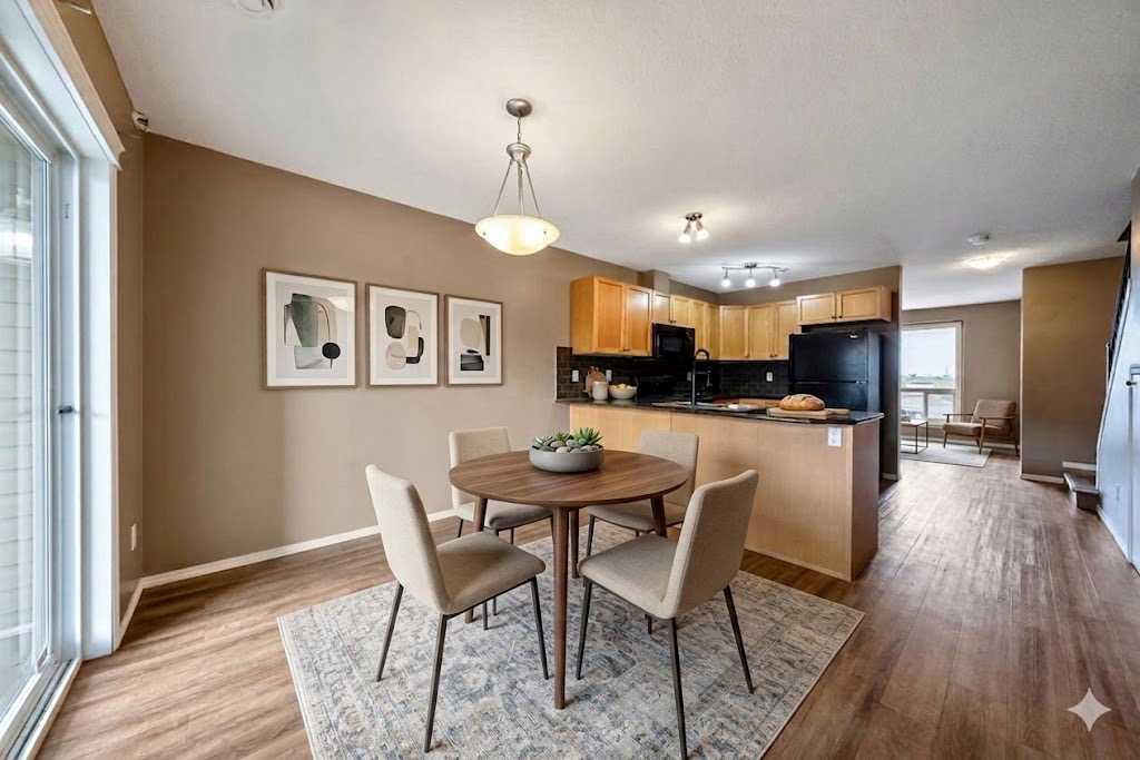 Picture for 108 Sunrise Terrace NE