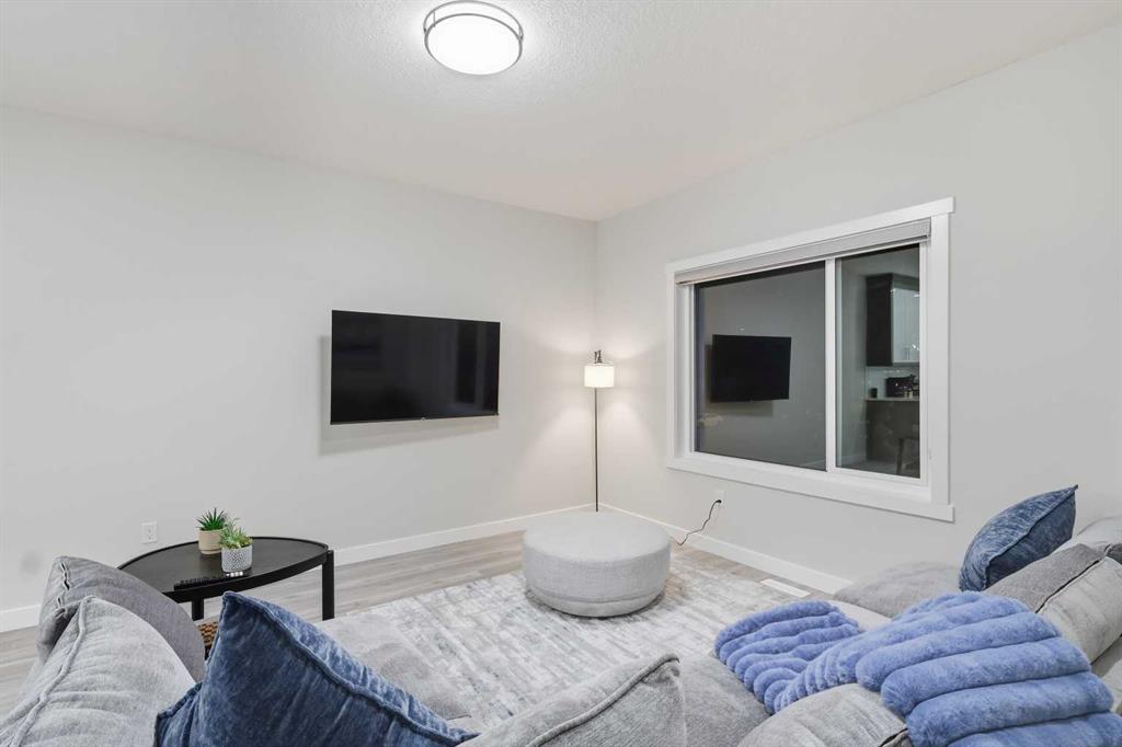 Picture for 42 Red Sky Manor NE